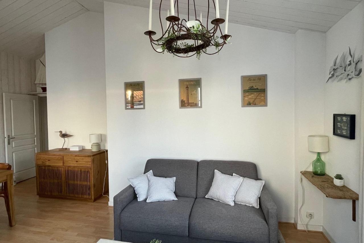 Very Bright Nest With Terrace In The Village La Flotte Exterior photo